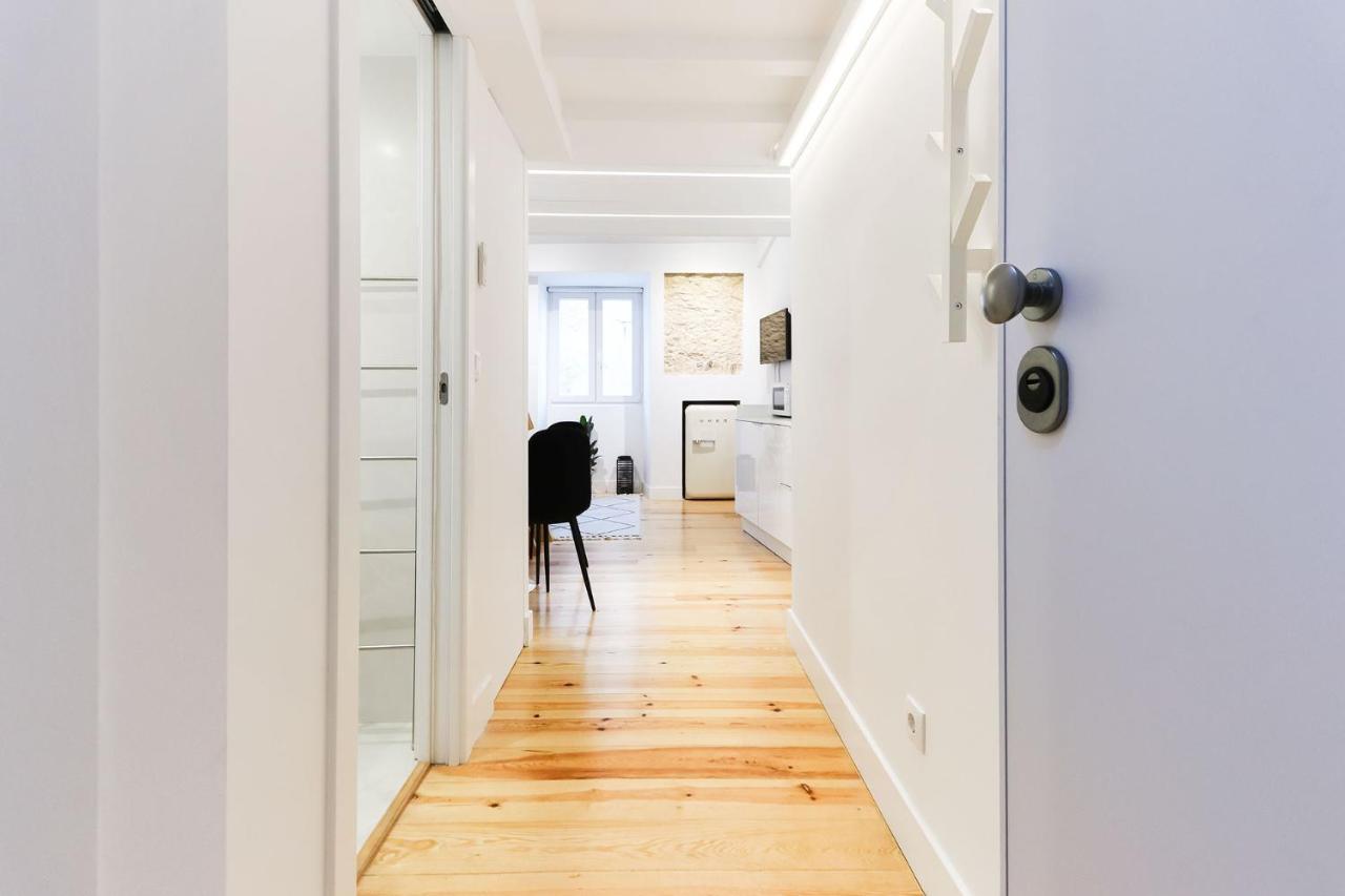 Charming Santos By Homing Apartment Lisbon Exterior photo
